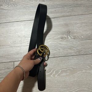 A gucci belt